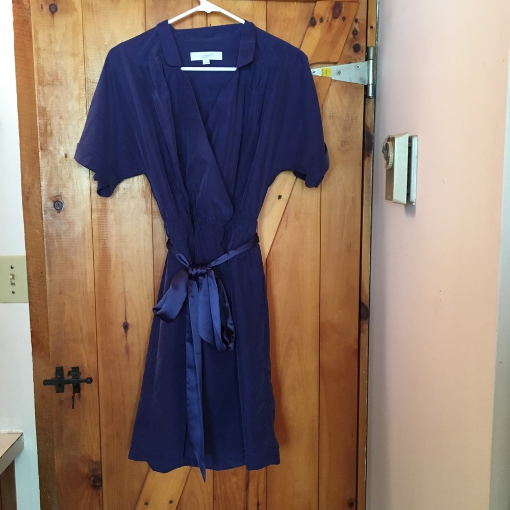 Loft Size 6 Royal Blue short-sleeved Dress